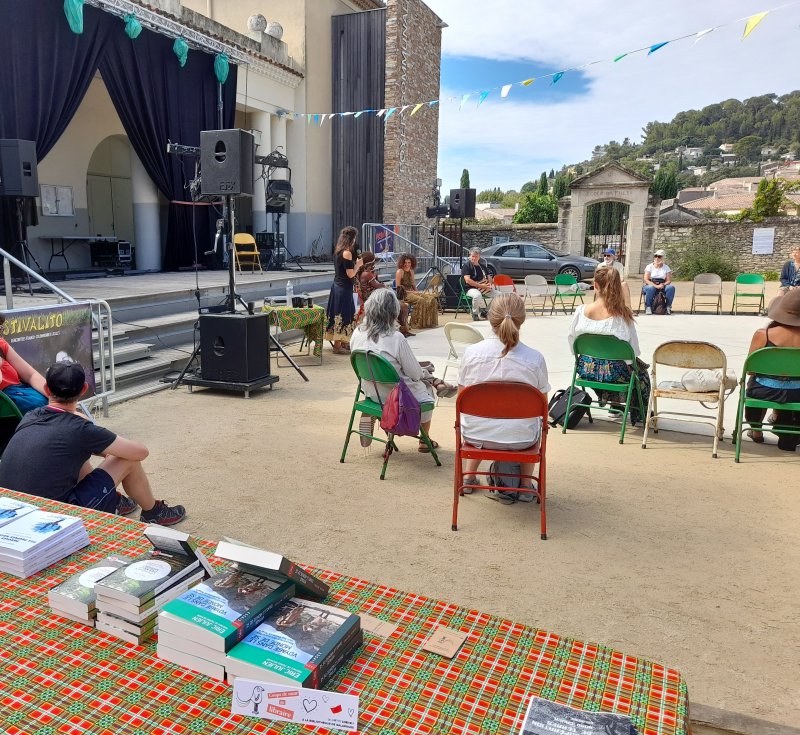 La Petite Librairie au Festivalito de Calvisson le 4 septembre 2021 La Petite Librairie au Festivalito de Calvisson le 4 septembre 2021